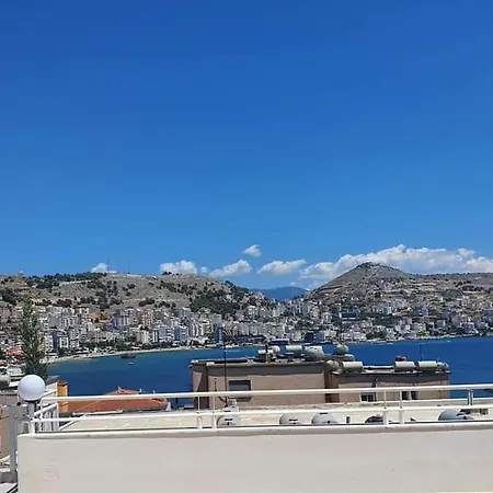 Leon's بيت ضيافة *